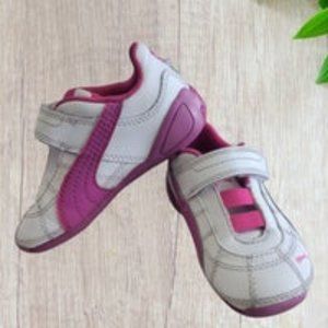 Puma shoes size 7 toddler